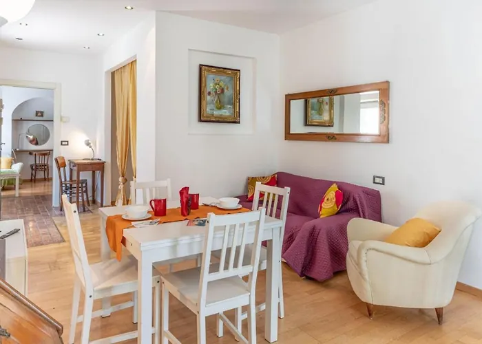 Residenza San Martino, Ospitar Trient